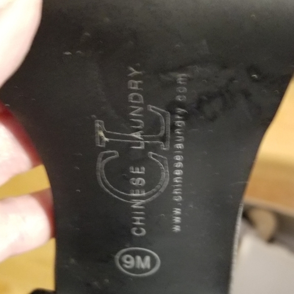 Chinese Laundry Sling Back Pump - Picture 10 of 10